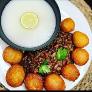 buñuelos, alubias y gachas de maíz.